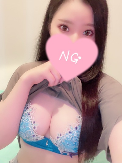 かな 素人系巨乳美白美肌女子大生(オススメ)さんの写真