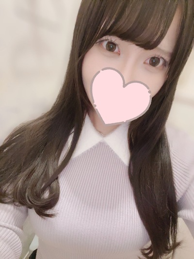 えな Gカップスレンダー女子大生セラピストさんの写真